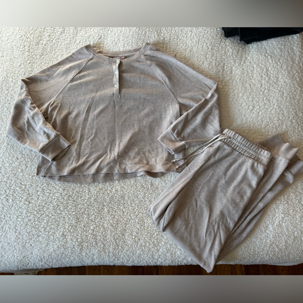 Victorias Secret Long sleeve Pajama Set